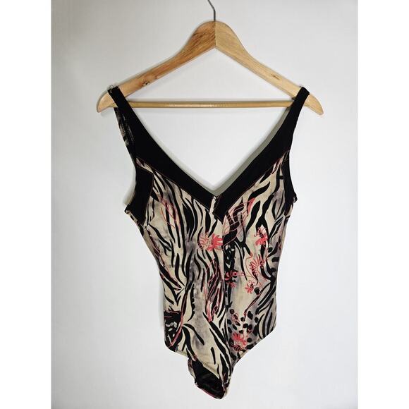 Profile by Gottex 'Sahara' V-Neck One Piece Swimsuit Sz 6 Sand - Picture 1 of 8